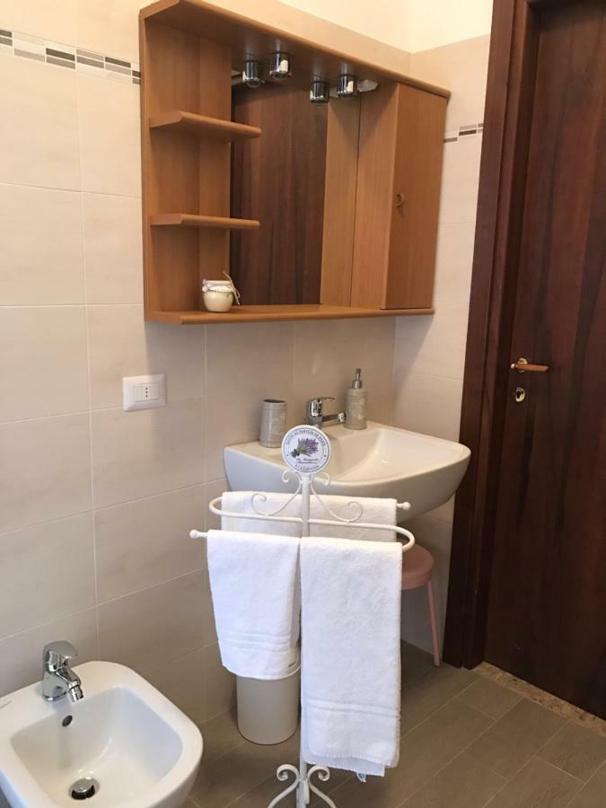 B&B Gloria Apartment バヴェーノ エクステリア 写真
